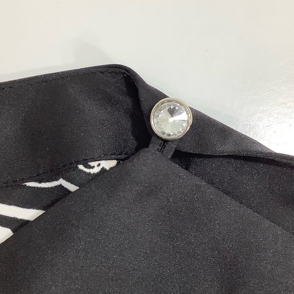 WHBM elastic waist band batwings cold shoulders blouse size small - Picture 2 of 8